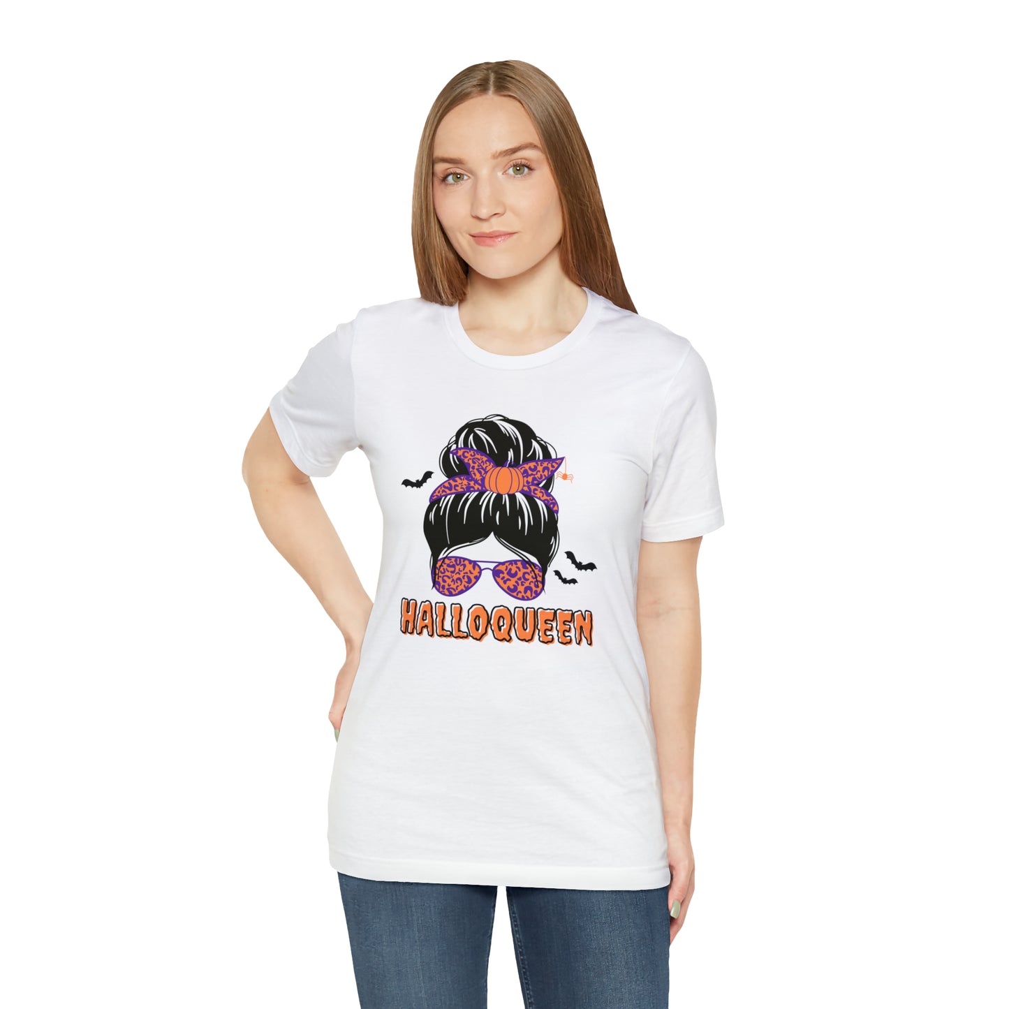 Halloqueen T-shirt - Short Sleeve Tee - Halloween Fashion