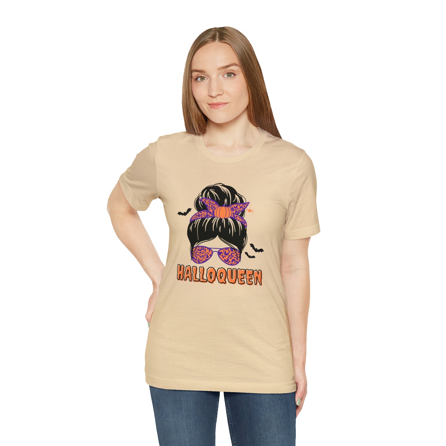 Halloqueen T-shirt - Short Sleeve Tee - Halloween Fashion