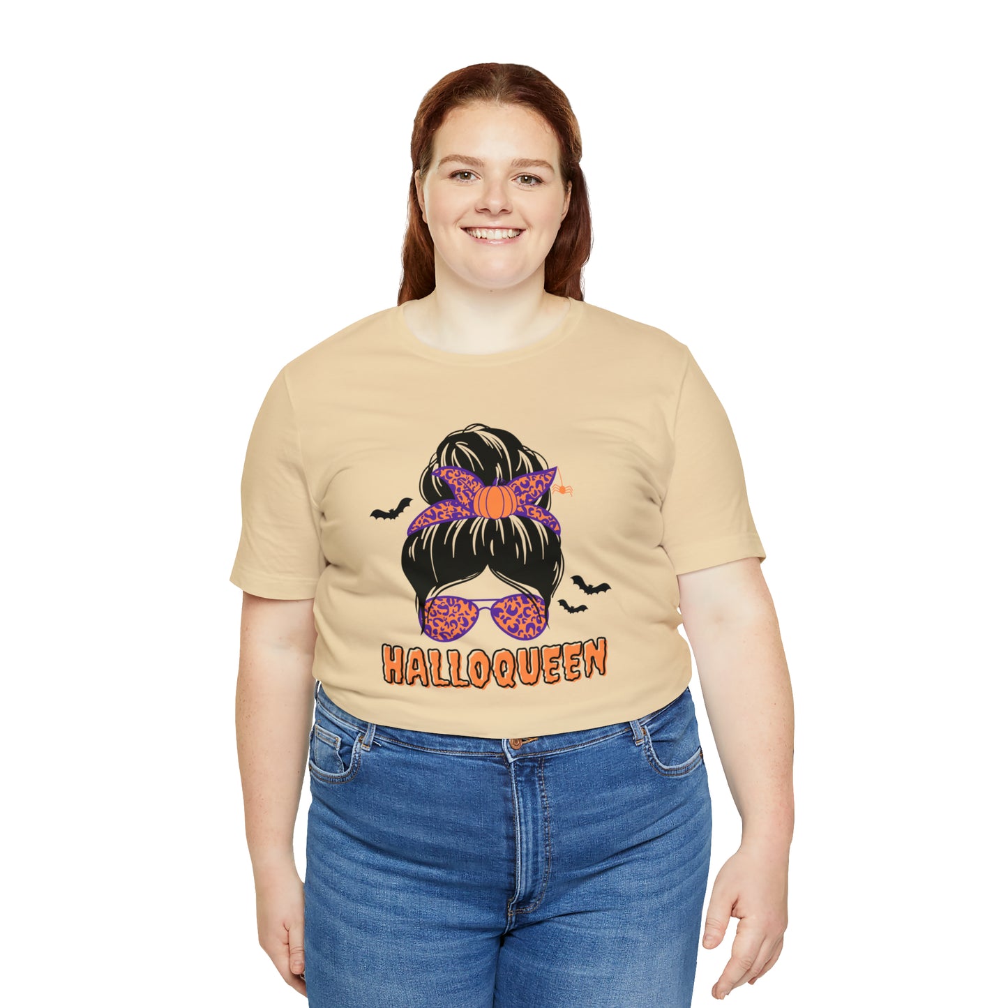 Halloqueen T-shirt - Short Sleeve Tee - Halloween Fashion